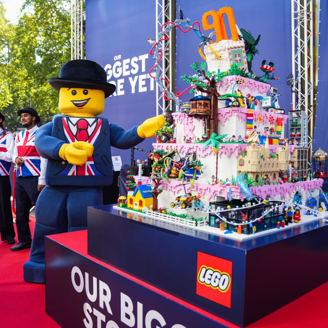World’s Biggest LEGO Store Is Open