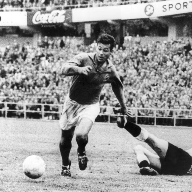 Just Fontaine - Top 10 Highest Goal Scorers in FIFA World Cup History!